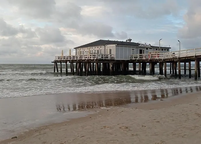 Na Nadmorskiej Ustronie Morskie